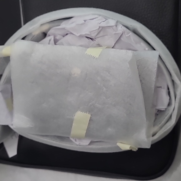 Kate Spade Black Pebbled Crossbody Bag - Picture 8 of 9